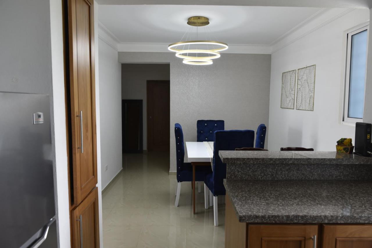 Kicsihomesweethome سانتياغو دي لوس كاباليروس المظهر الخارجي الصورة